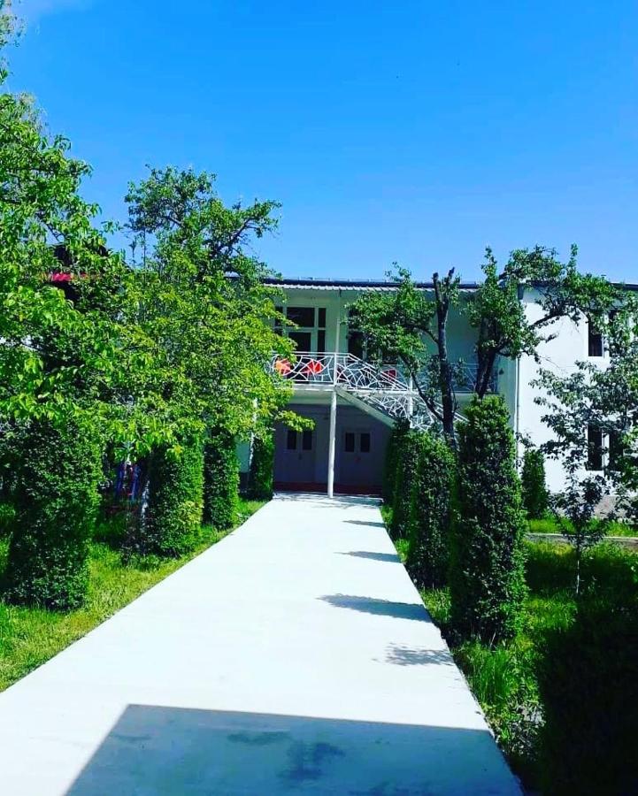 Green Garden B&B 딜리잔 외부 사진
