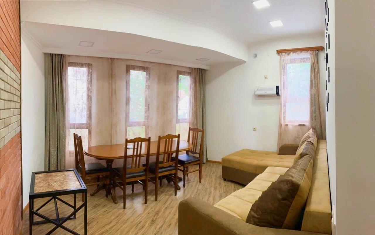 Green Garden B&B 딜리잔 외부 사진