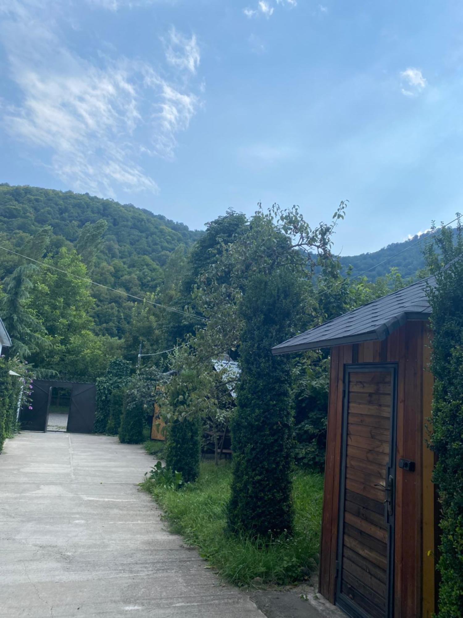 Green Garden B&B 딜리잔 외부 사진